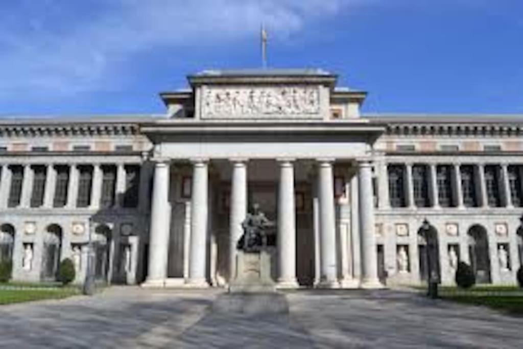 Apartamento En El Corazon De Madrid, Museos Exterior foto